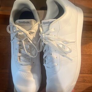 WHITE 80’s MENS REEBOK Sneakers